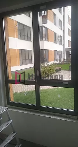 Ламинированное окно с горизонтальным импостом Ламинированное окно с горизонтальным импостом